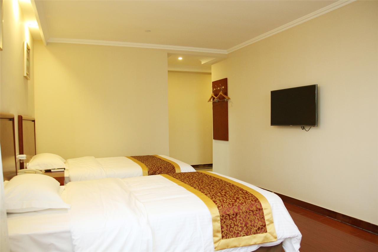 Greentree Alliance Shandong Qingdao Huangdao Zhangyanshan Road Zhongyang Hotel Exterior foto